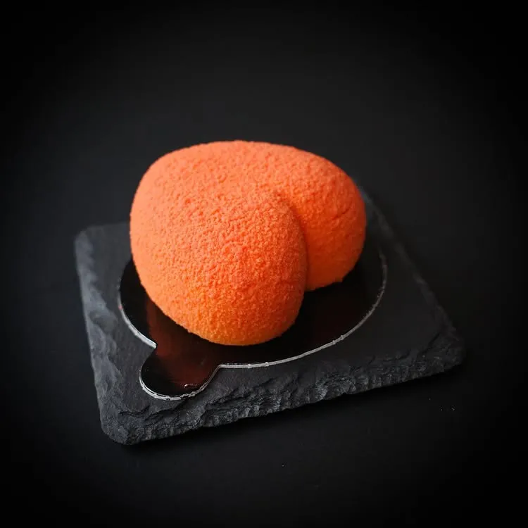 fairyy cakes mouse cake heart orange