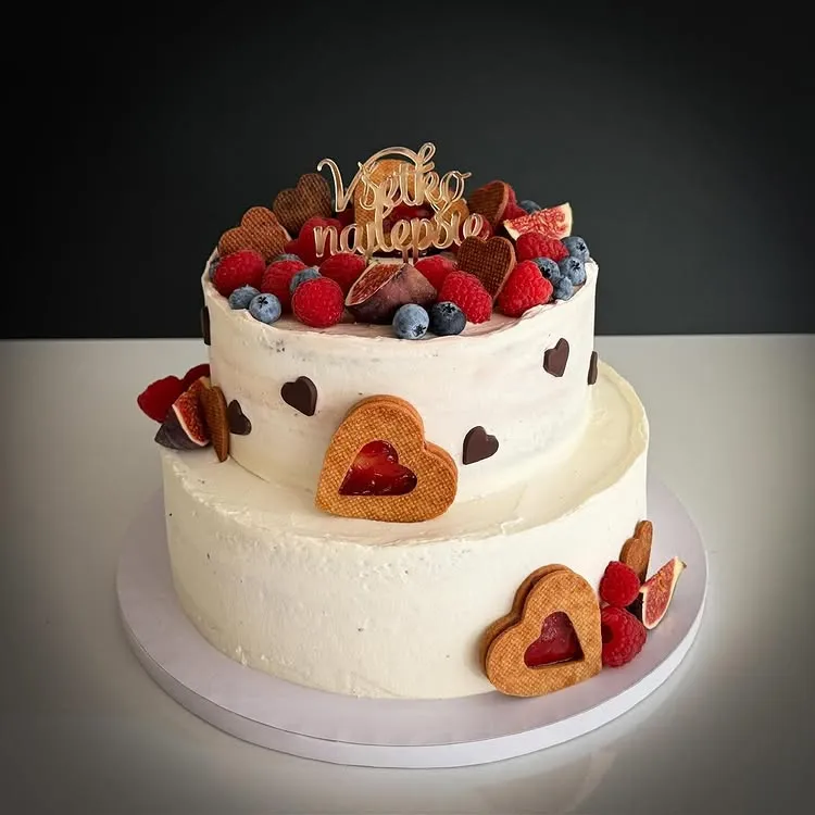 fairyy cakes torta dvojposchodova