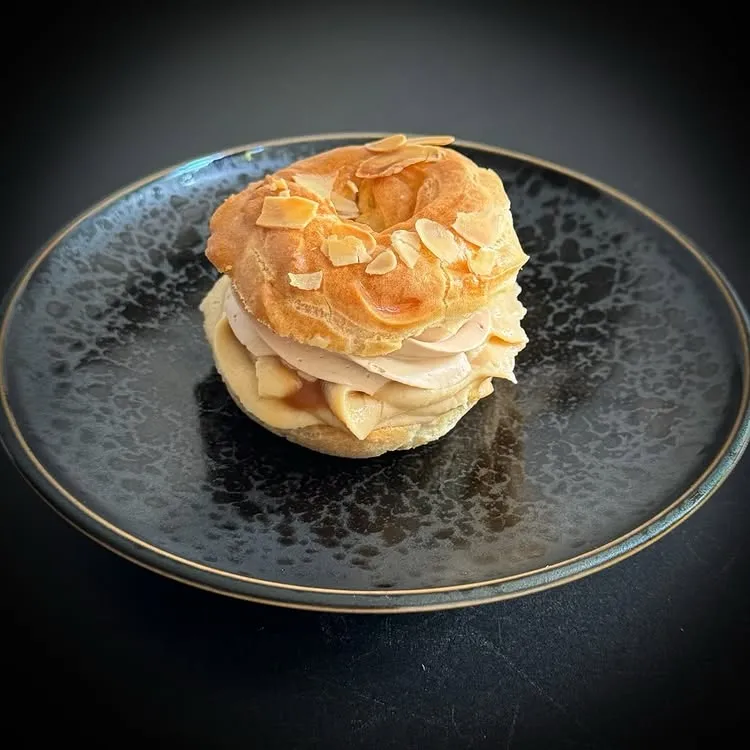 fairyy cakes vencek Paris-brest s pralin a karamelom